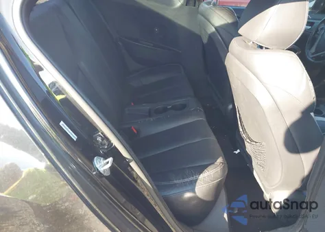 2014 Hyundai Veloster Turbo W/Black z USA, uszkodzony, nr VIN KMHTC6AE3EU194018